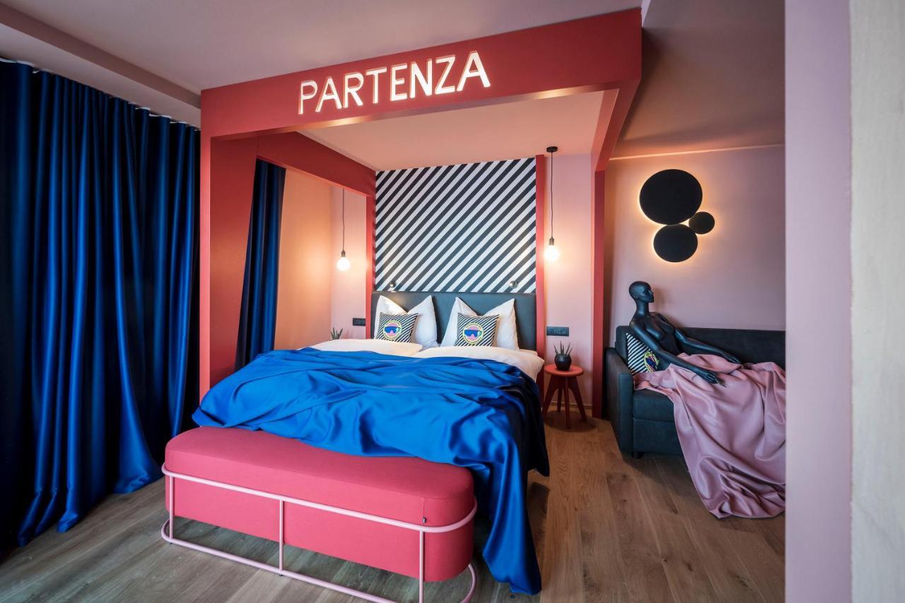Sport Hotel Passo Carezza Виго-ди-Фасса Экстерьер фото